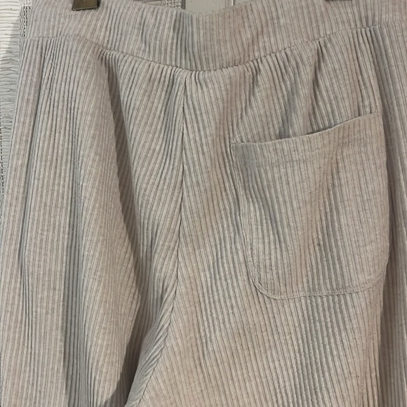 ALO Yoga Cream Sweatpants ribbed Relaxed Fit size L - Picture 5 of 5